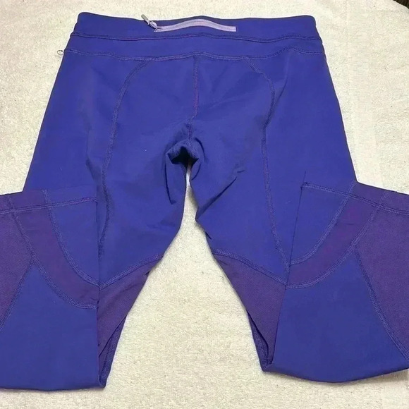 Lululemon Athletica Woman Cropped Leggings Size 6 - Picture 3 of 3